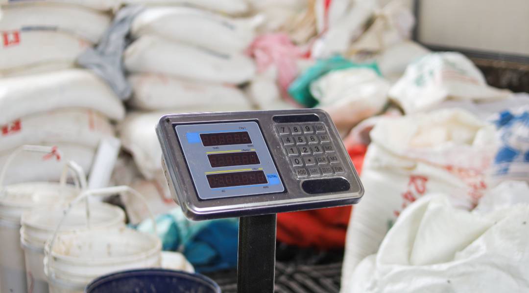 Errores comunes en el pesaje industrial que afectan costos y calidad